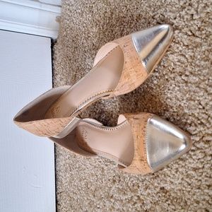 Point toe flats